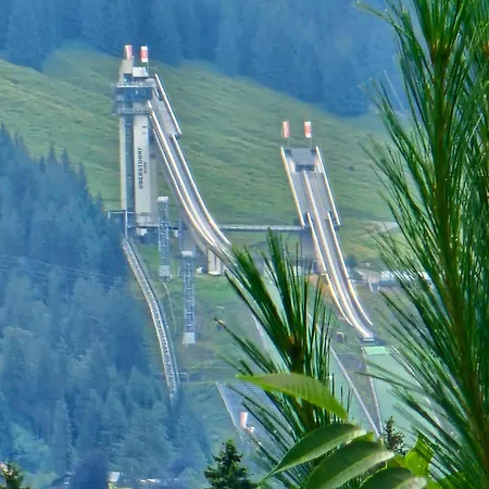 ゲストハウス Berghof Mehlan